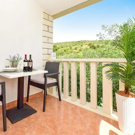 Marina-5 By Interhome