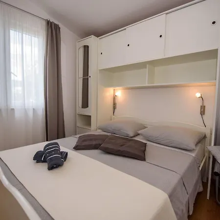 Marina-5 By Interhome Apartmán *