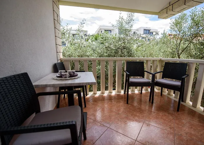 Marina-5 By Interhome Apartman Rogoznica