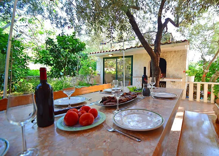 Marina-5 By Interhome *