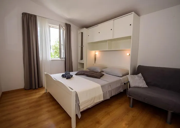 Marina-5 By Interhome Apartman