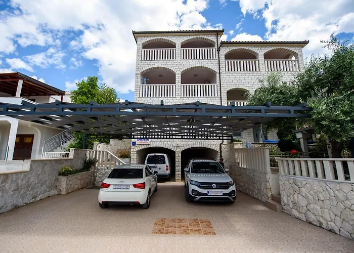 Apartment Marina-5 By Interhome